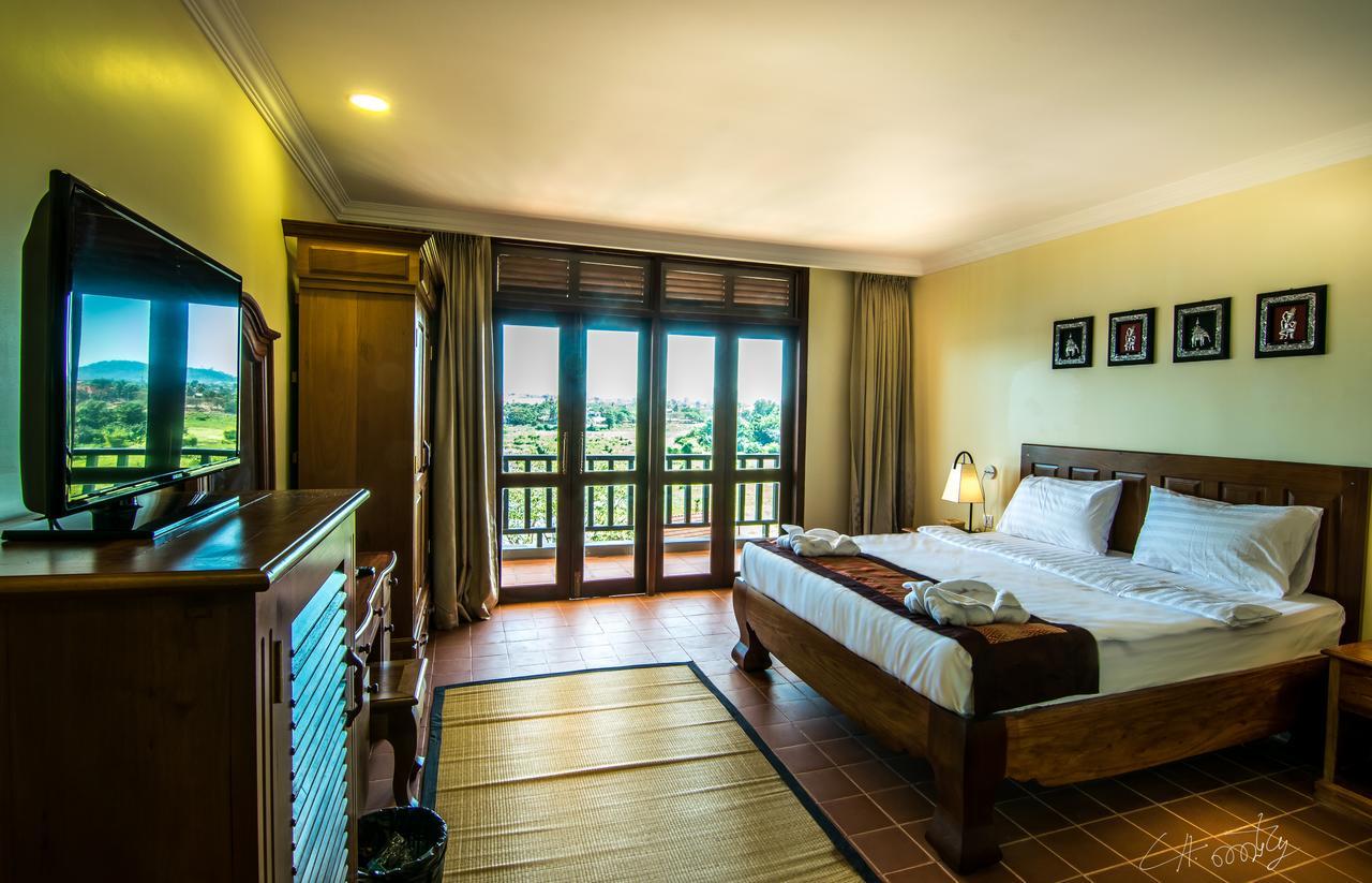 Ratanakiri-Boutique Hotel Banlung Eksteriør billede